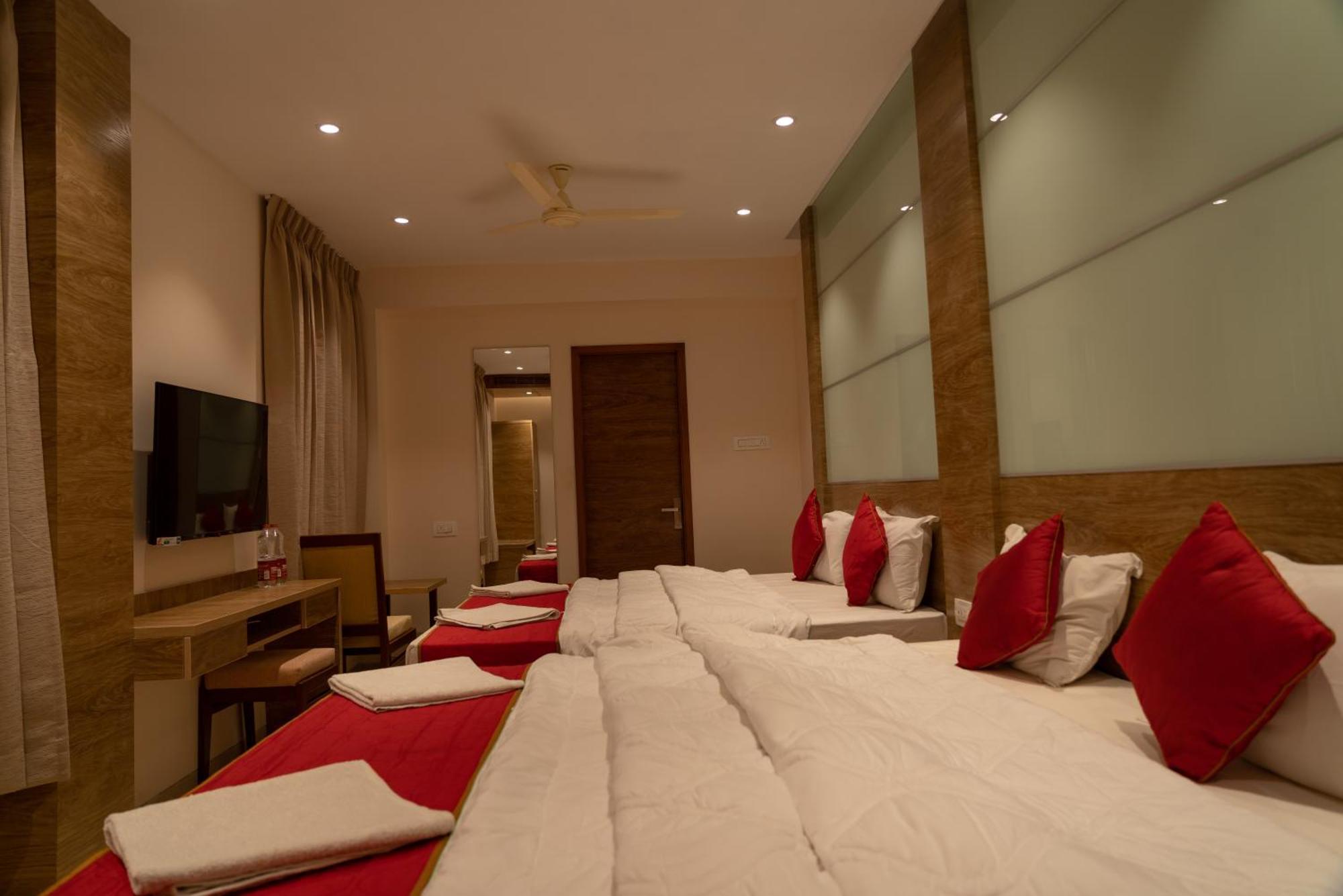 The Paradise Hotel - Luxury Stay Kanchipuram Exterior foto