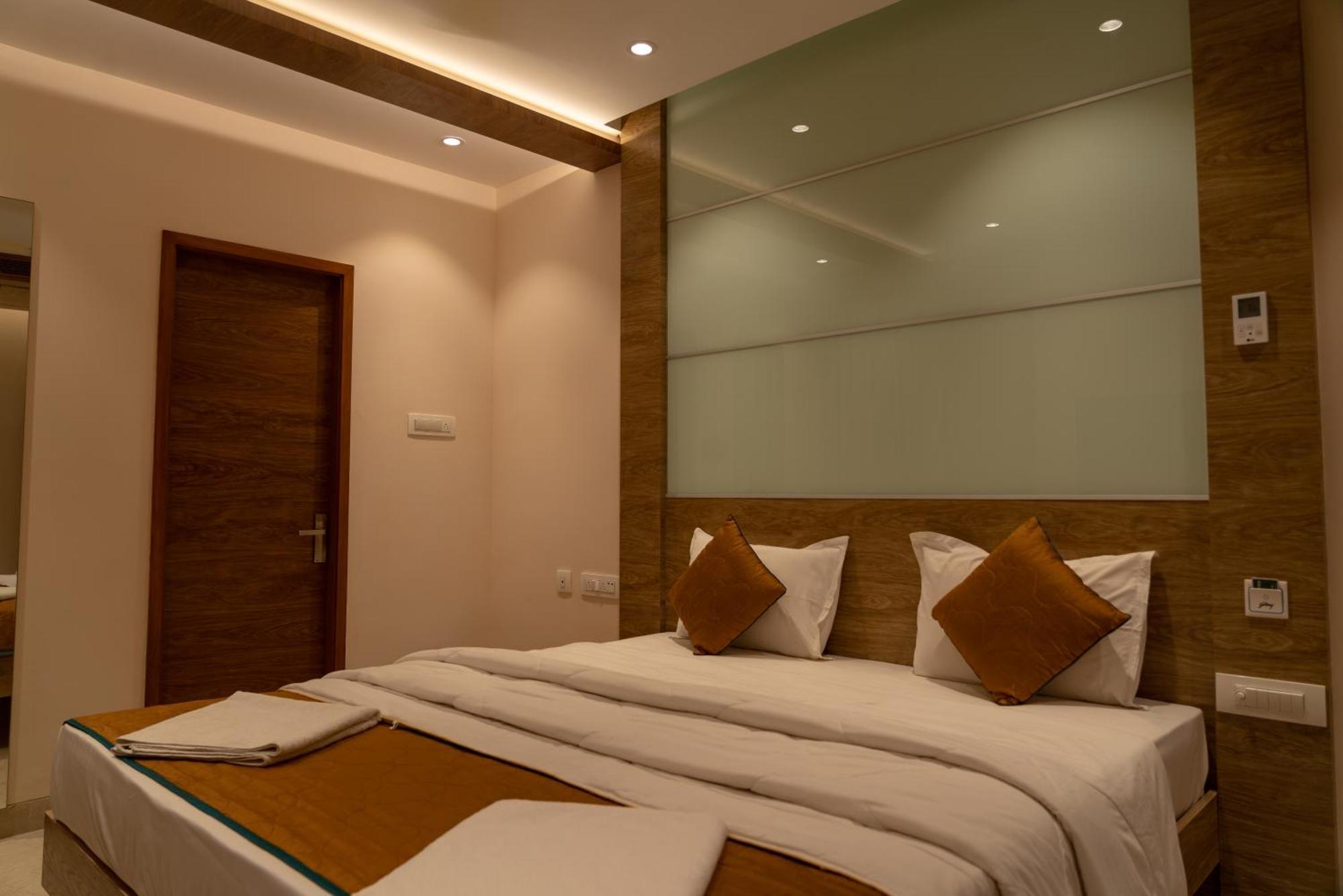 The Paradise Hotel - Luxury Stay Kanchipuram Exterior foto